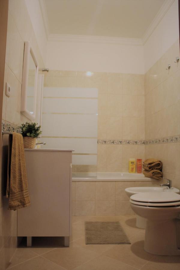 Апартаменты Casa Camoes, Near Airport, 4Km Faro Beach Экстерьер фото